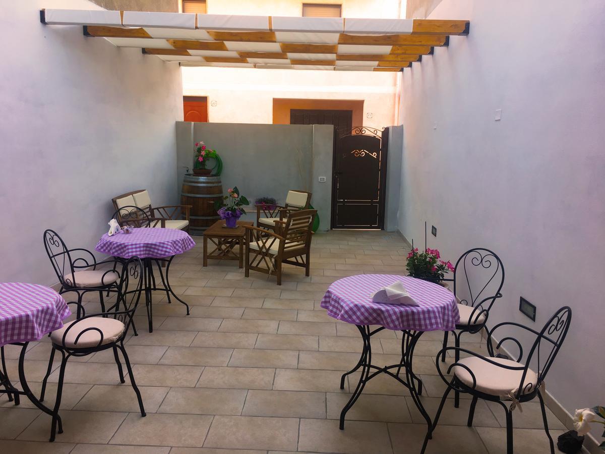 Sennori B&B Mariposa מראה חיצוני תמונה